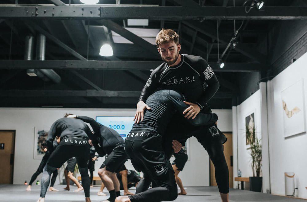 tenue grappling